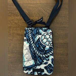VERA BRADLEY PHONE ID CARD HOLDER CROSSBODY "SHORE ENOUGH" NWOT